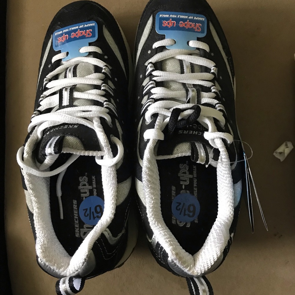 Skechers shoes
